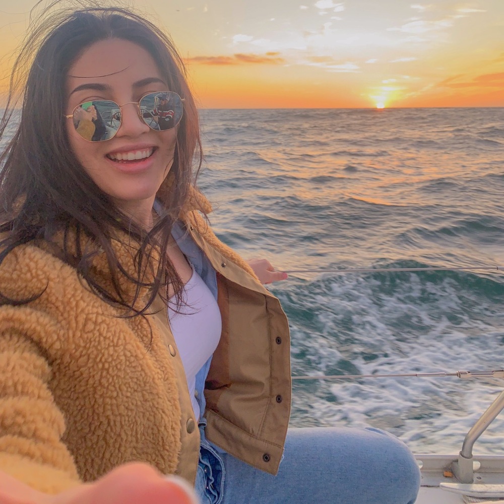 Meet your Posher, Jennifer